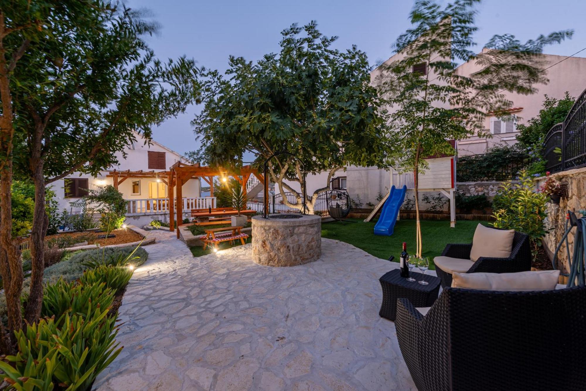 Home With A Unique View Preko Exterior foto